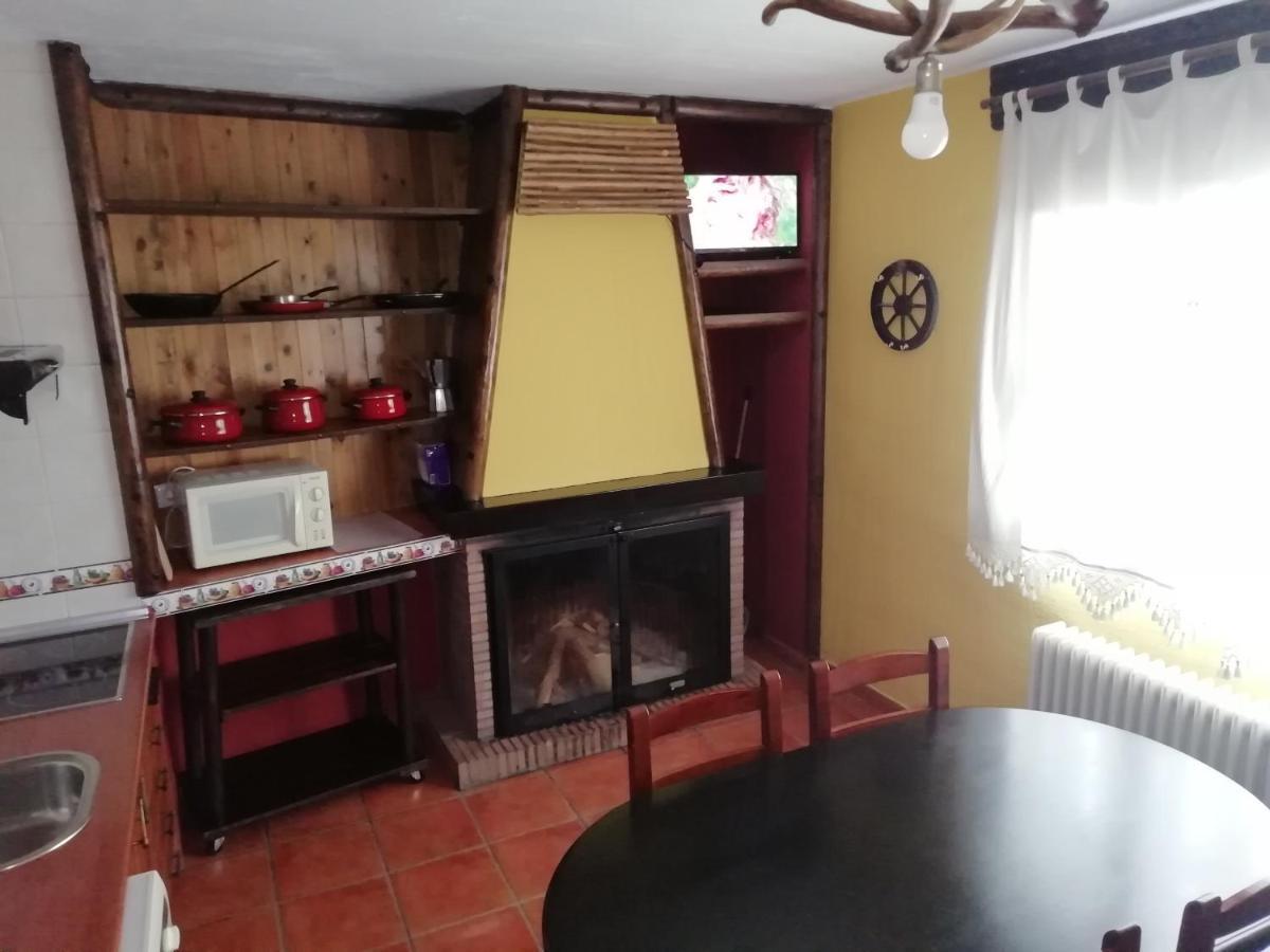 Affittacamere Fuente Del Gamellon Buenache de la Sierra Esterno foto
